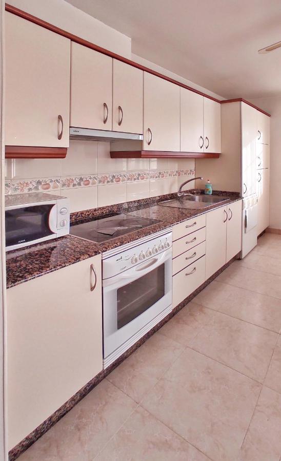 Apartamento Con Wifi En Casco Historico Betanzos Exterior photo